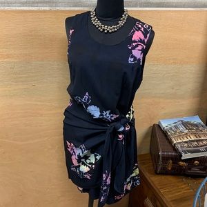 Mango moon size Med. Very well made and nice material…deep blue beautiful